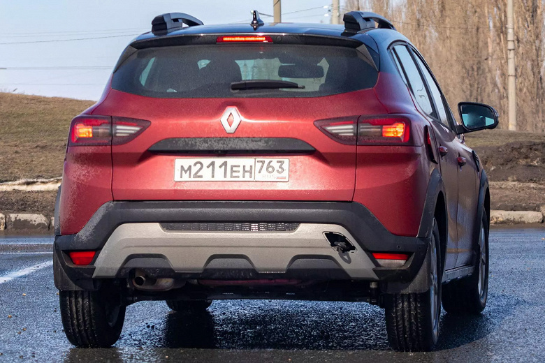 Renault Kardin или Lada Iskra? АвтоВАЗ тестирует уникальный автомобиль